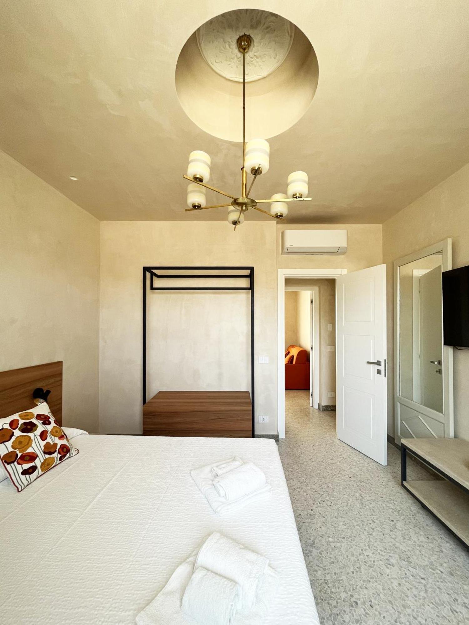 La Casa Di Irene - Suites Con Vista 라구사 외부 사진